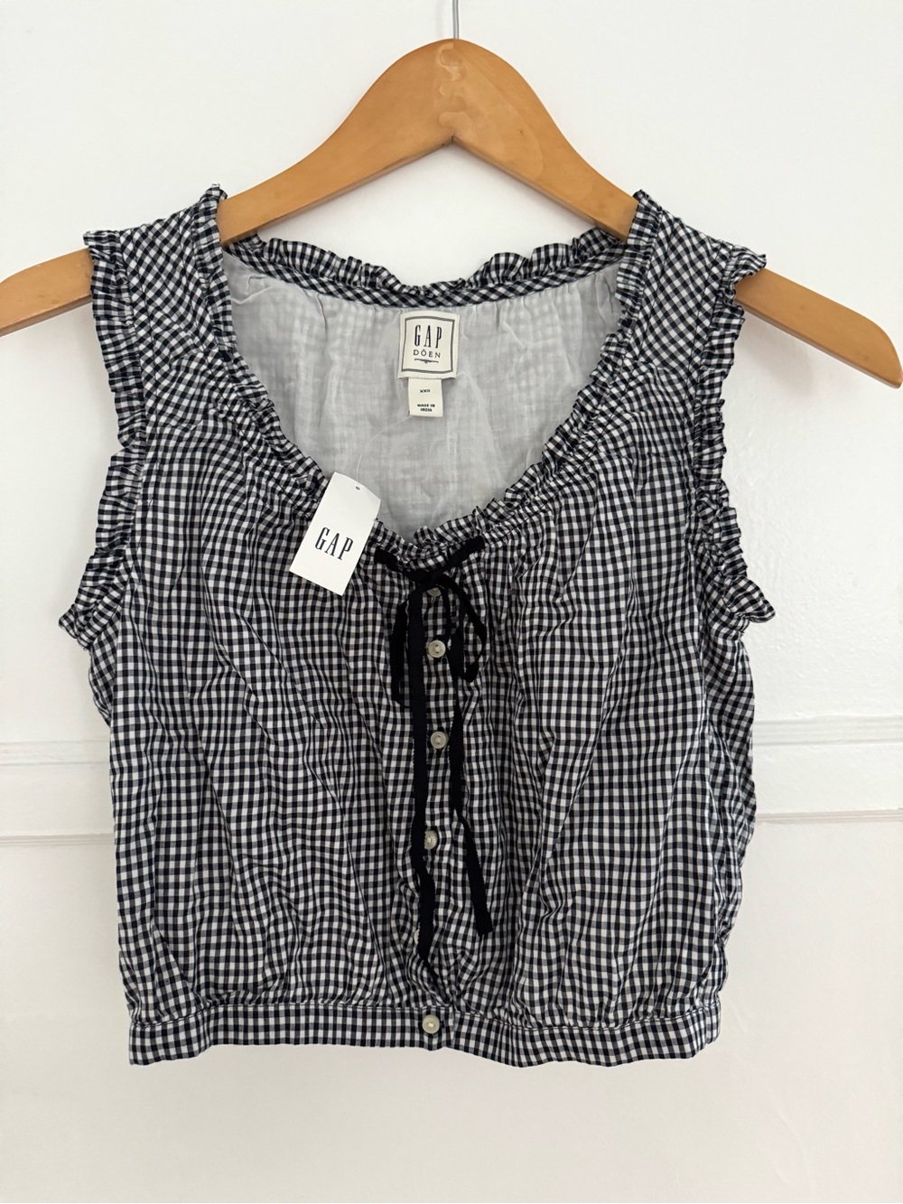 GAP x Doen Gingham Tie-Front Ruffle Crop Top - Picture 3 of 4